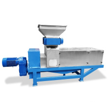 Stainless steel vegetable shredder dewaterer machine/herbal squeezing machine/beer residue dewatering screw press machine